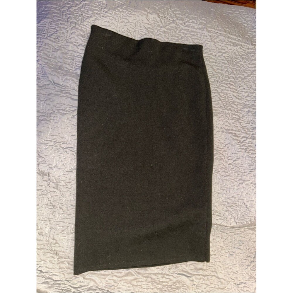 Ann Taylor Black Pencil Skirt - Sleek Office Staple
